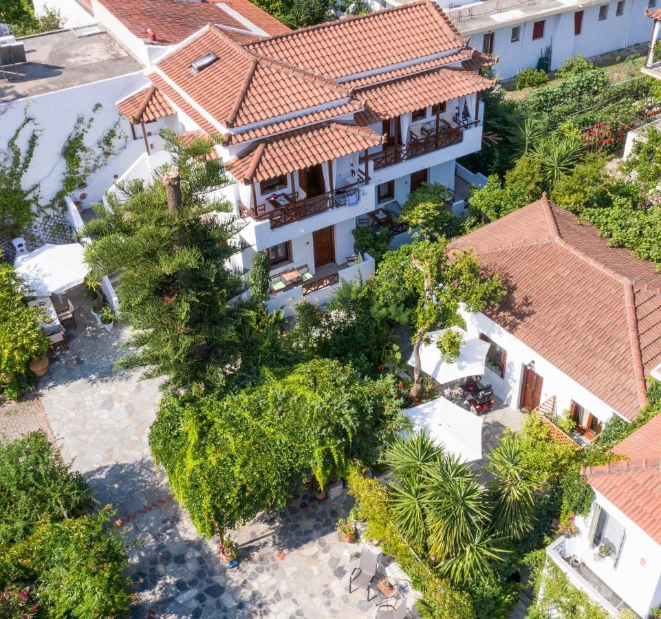 Katikies Stamatias & Maisonettes Apartment