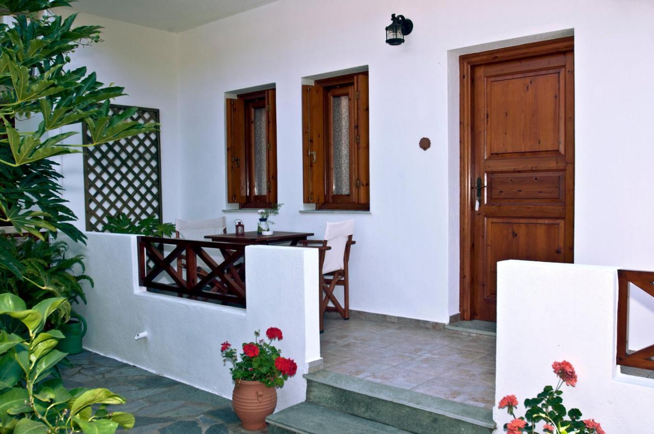 Katikies Stamatias & Maisonettes Apartment *