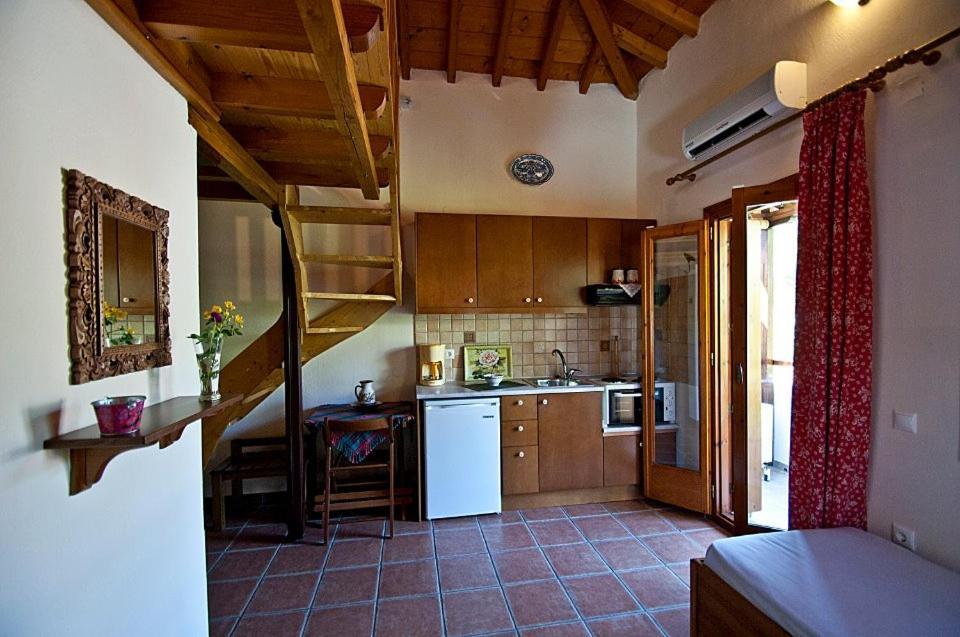 Apartment Katikies Stamatias & Maisonettes *
